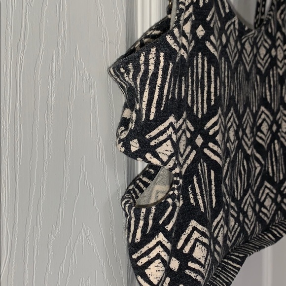 Forever 21 crop top - Picture 2 of 3